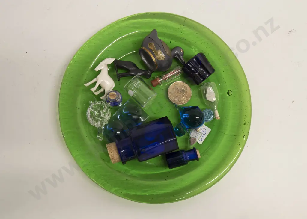 Quantity of Animal Ornaments and Art Glass Miniatures on Green Glass Plate Image 1++