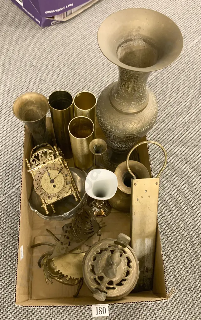 Quantity of Assorted Brassware Image 1++