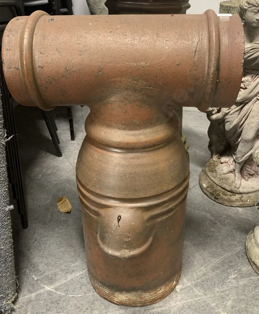 T-Shaped Chimney Pot Image 1++