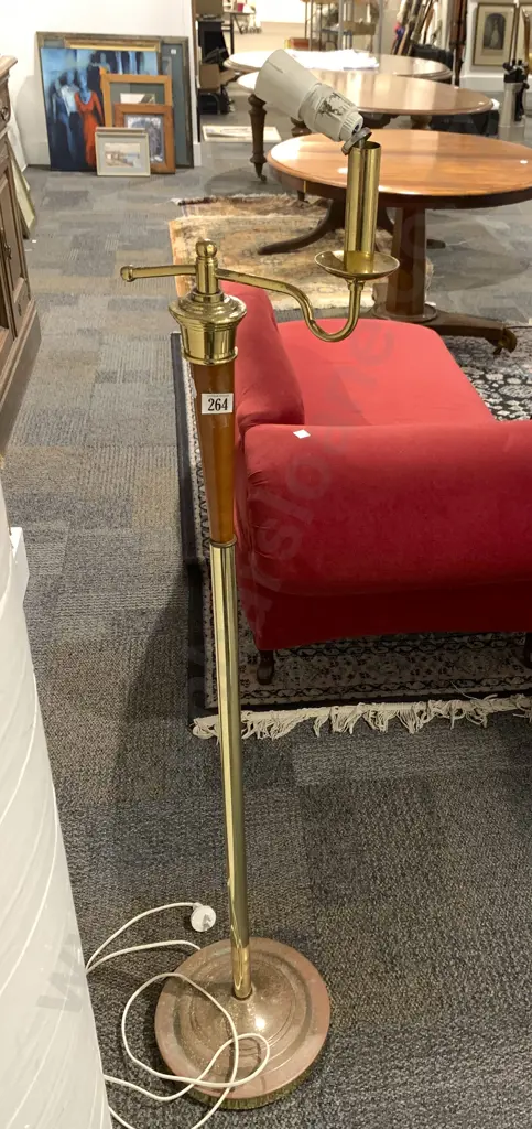 Floor Lamp and Shade (AF) Image 1++
