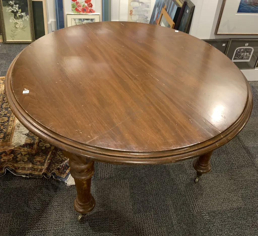 Victorian Walnut Circular Dining Table Image 1++