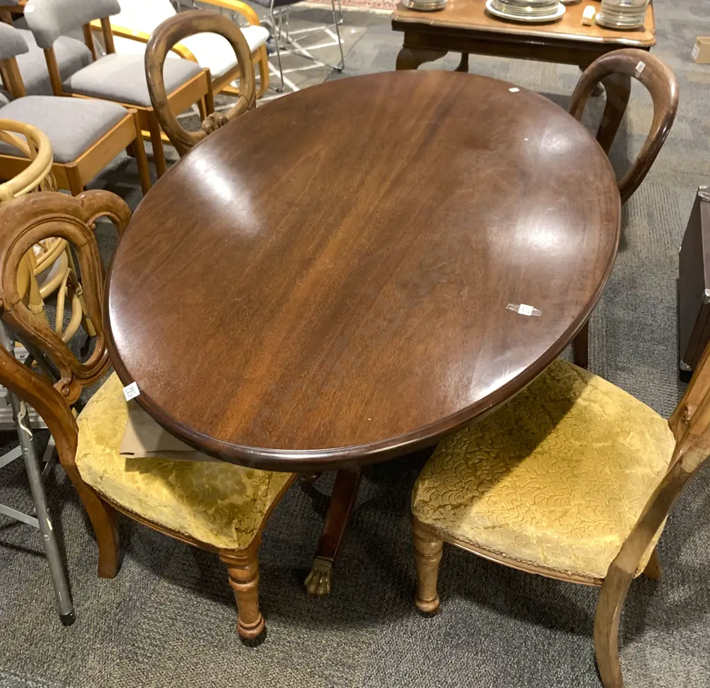 Mahogany Oval Dining Table and Two Pairs of Balloon Back Chairs Image 1++