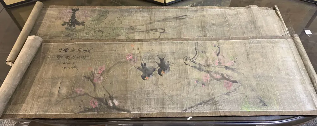 Pair of Chinese Scroll Paintings of Birds Image 1++