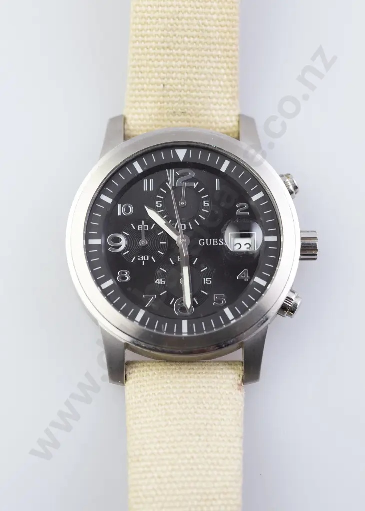Guess Gents Chronograph Wrist Watch W11163G1 Image 1++