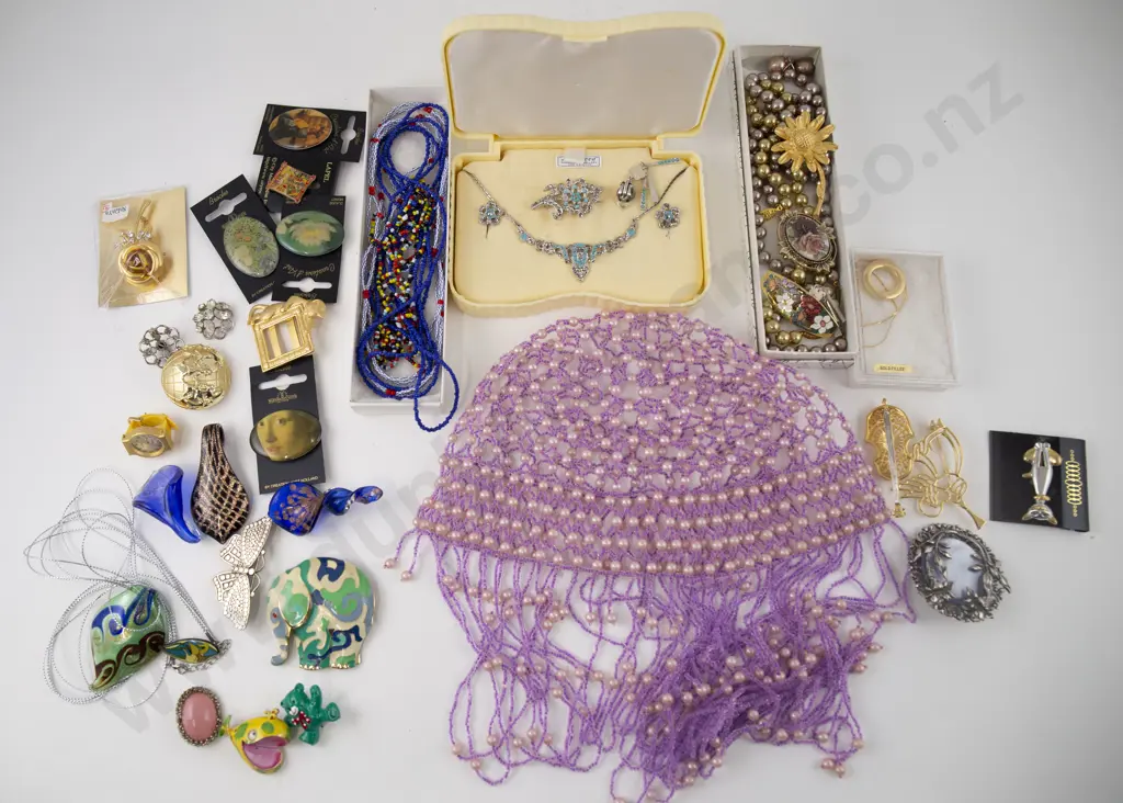 Collection Costume Jewellery Image 1++