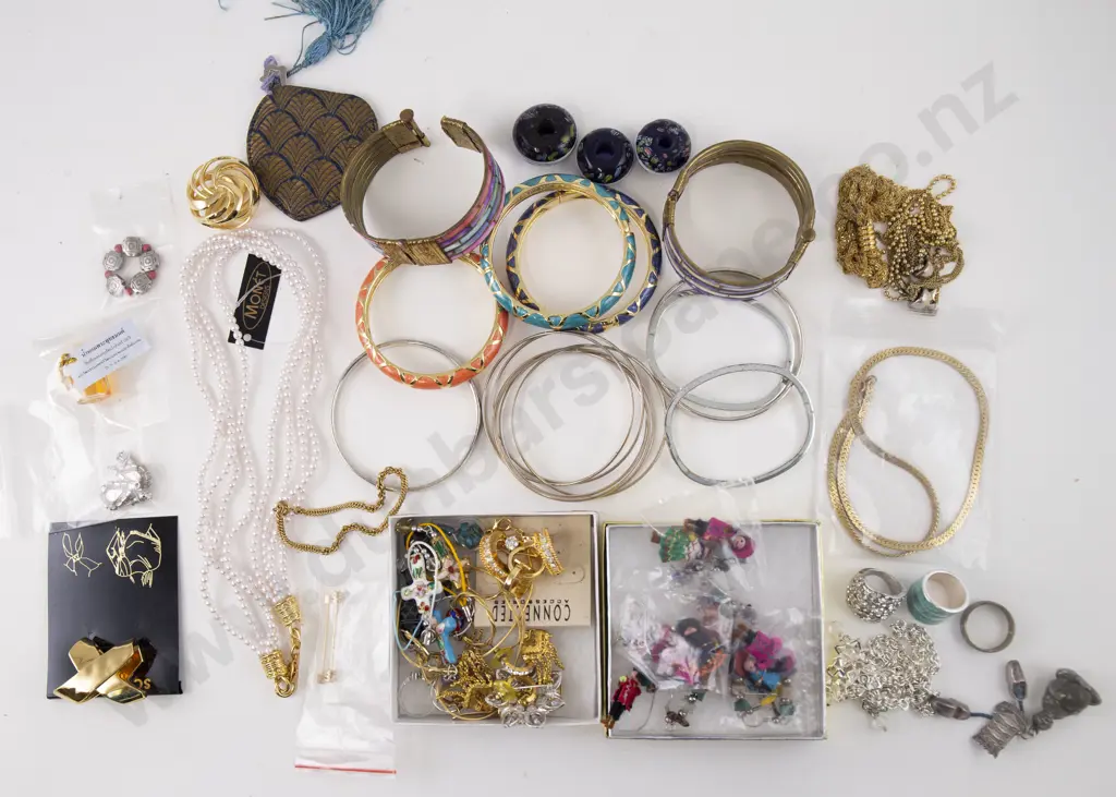 Collection Costume Jewellery Image 1++