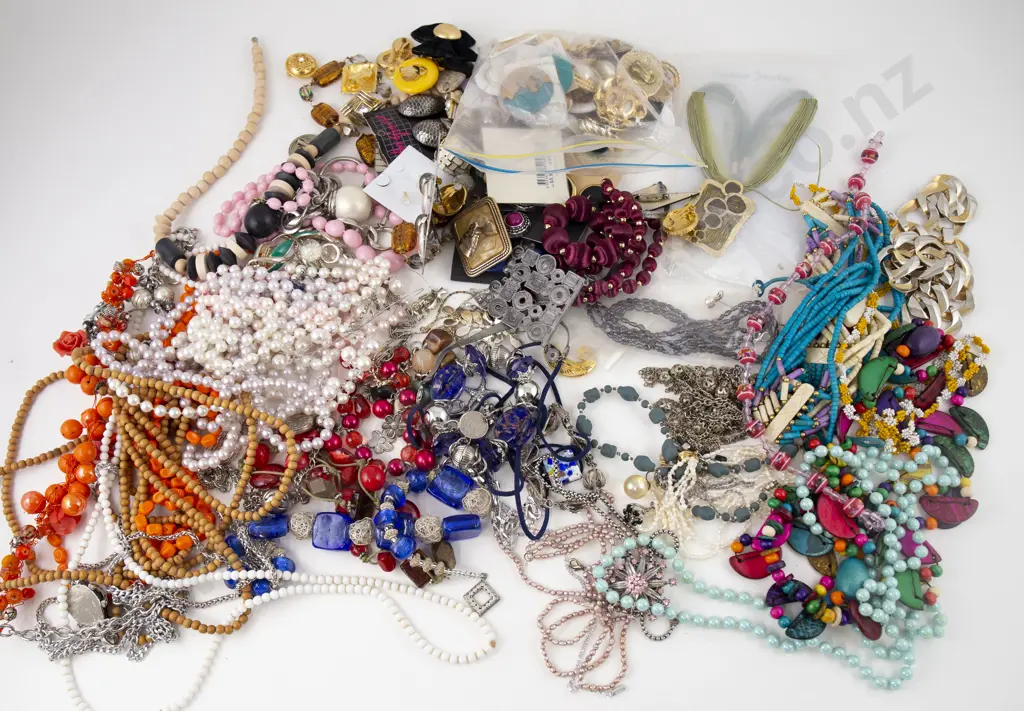 Collection Costume Jewellery Image 1++