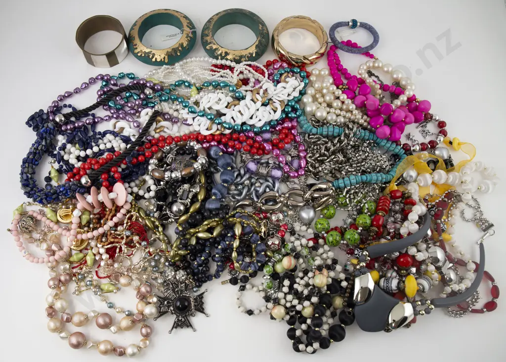 Collection Costume Jewellery Image 1++