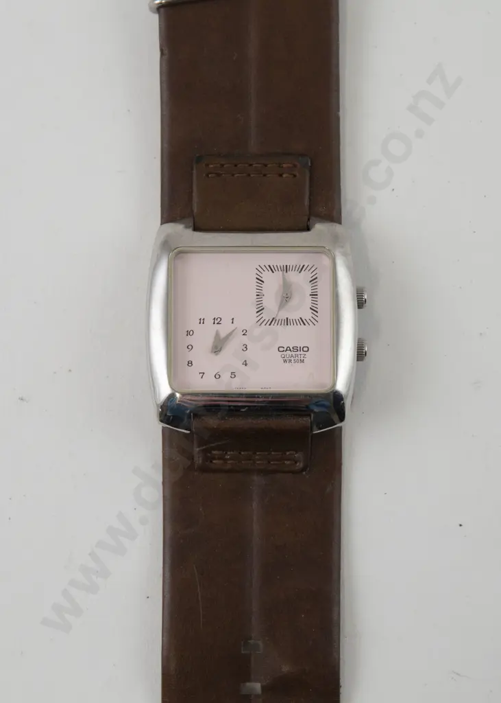 Vintage Movat Casio wr 50m Quartz Wrist Watch Image 1++
