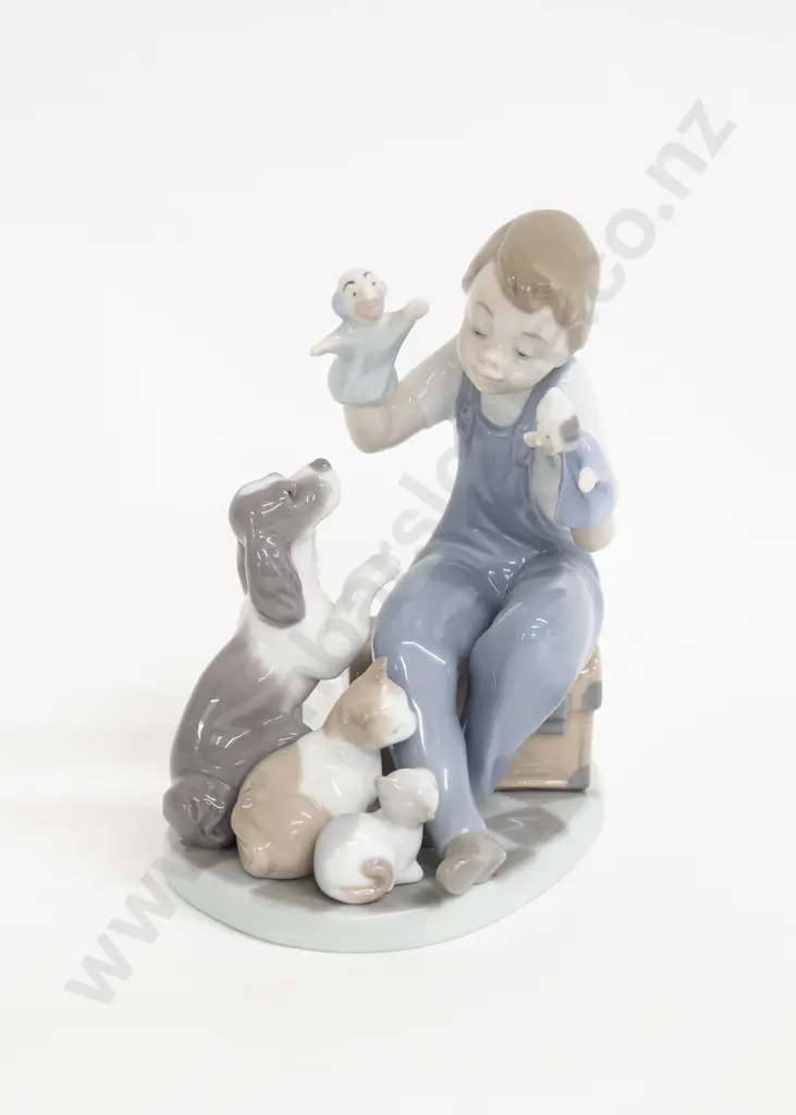 Lladro Group Figure with Boy with Animals and Puppets in Original Box Image 1++