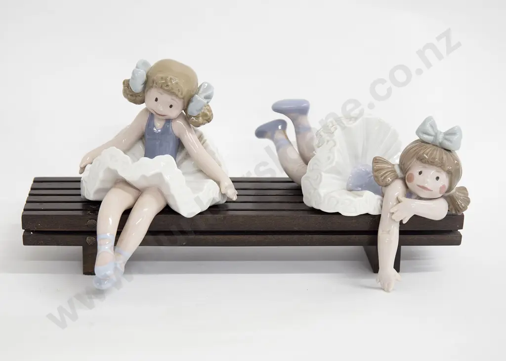 Two Lladro Ballerinas on Stand Image 1++