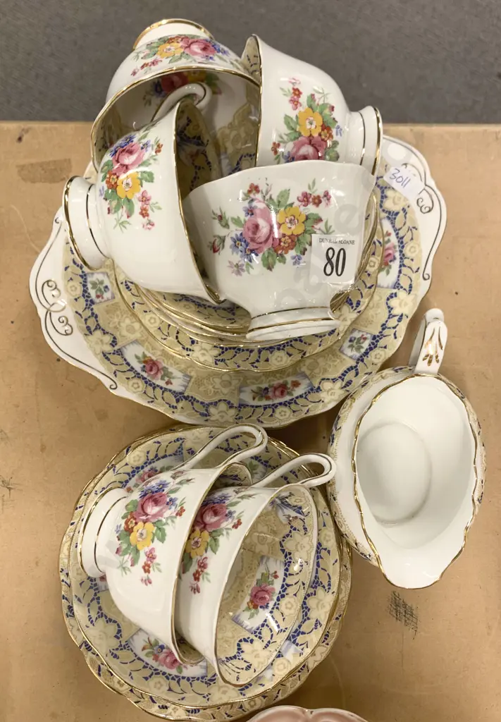 Royal Albert "Valentine" Part Tea Set Image 1++