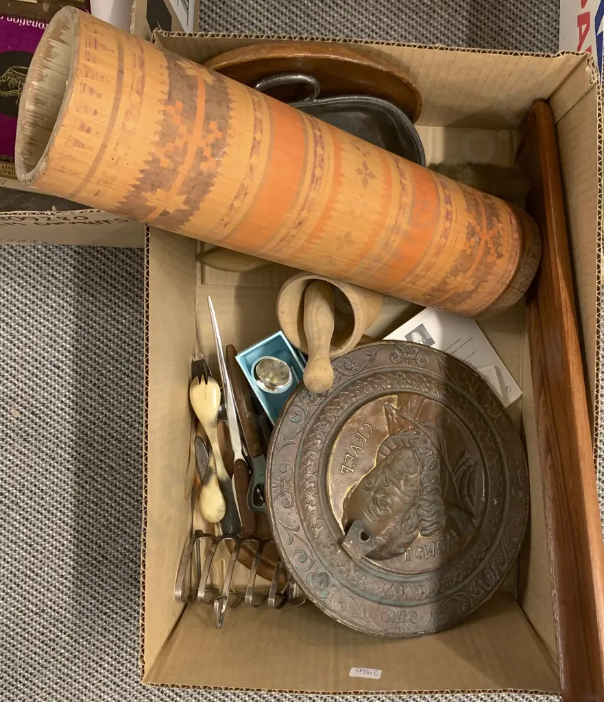 Quantity of Assorted Wood Ware and Metal Ware Including Crumb Tray Image 1++