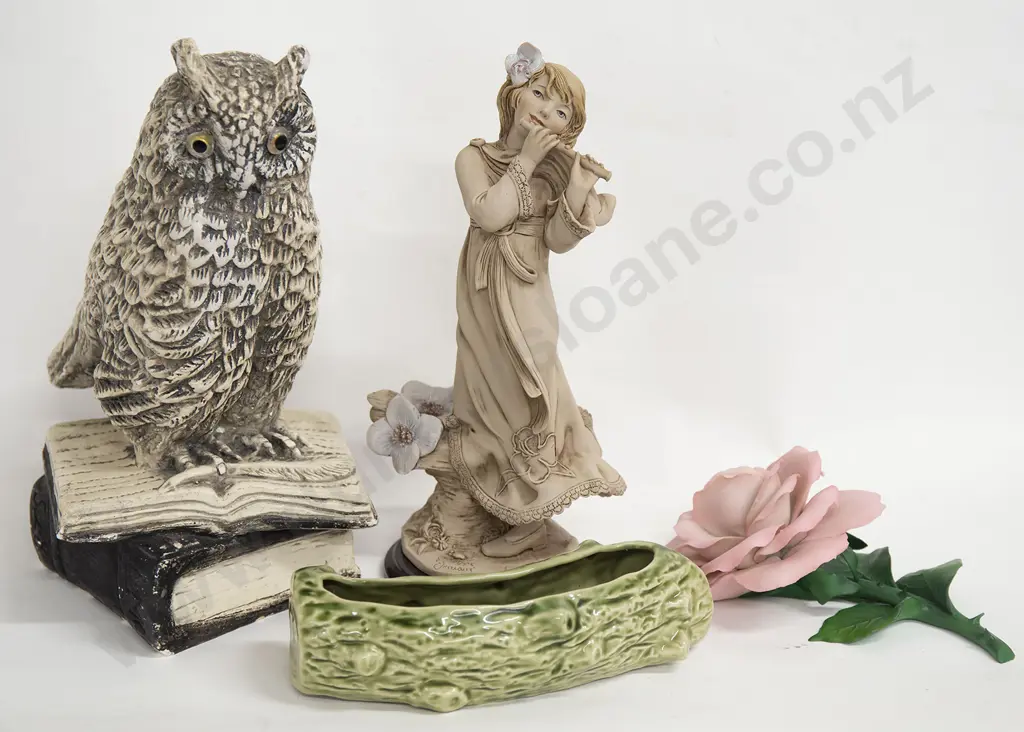 Capodemonte Figurine and Rose Owl Ornament and Trough Image 1++
