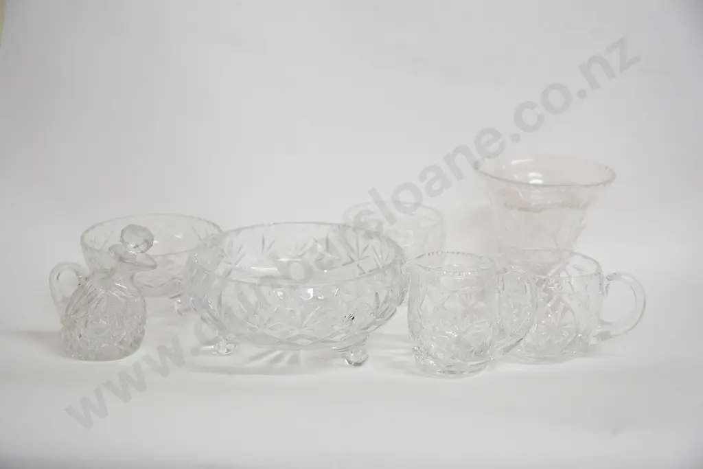 Six Pieces of Crystal Image 1++