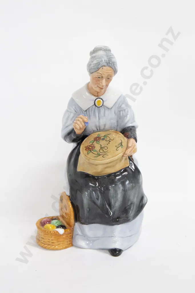 RD Figure "Embroidery" Image 1++