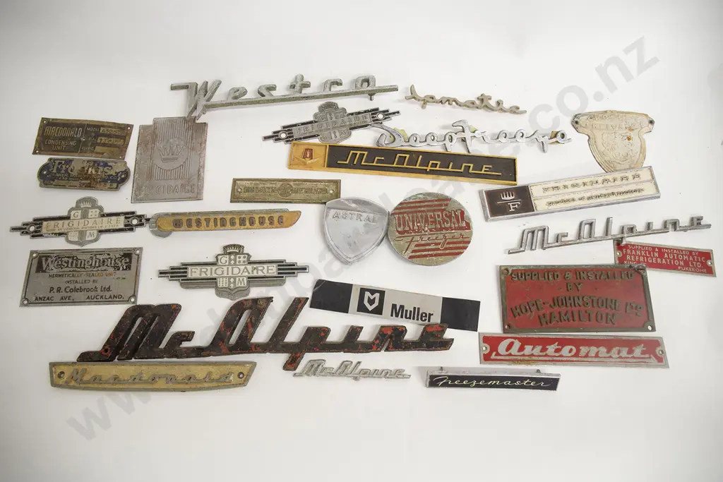 Box of Vintage Electronic Signage Image 1++