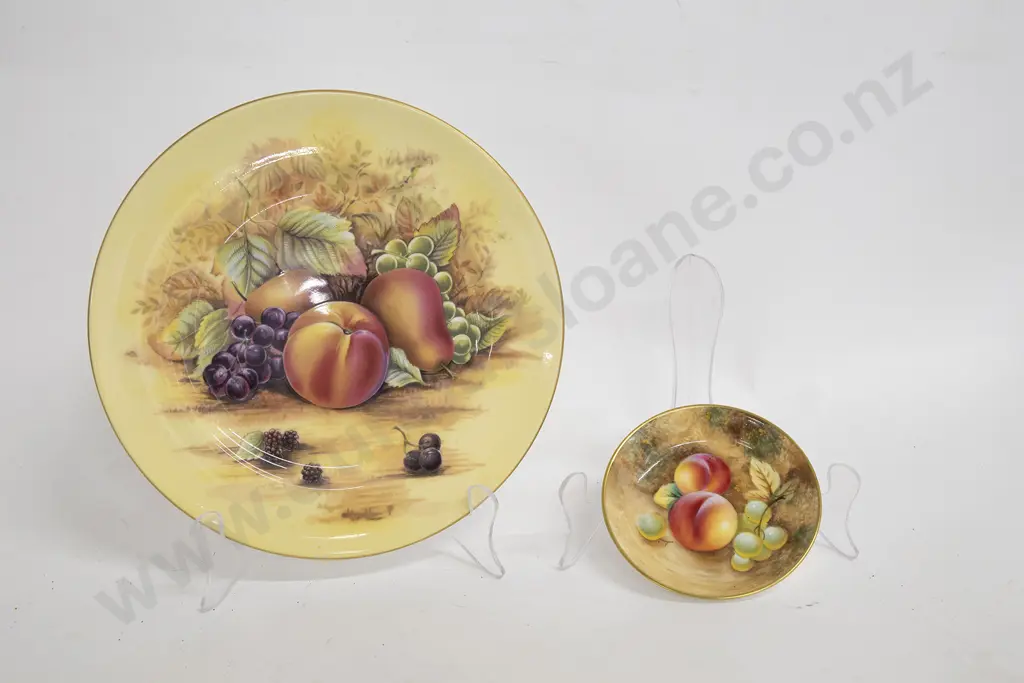 RW Painted Dish Aynsley Orchard Gold Plate Image 1++