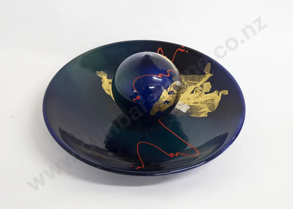 Peter Collis Plate and Ornament Image 1++