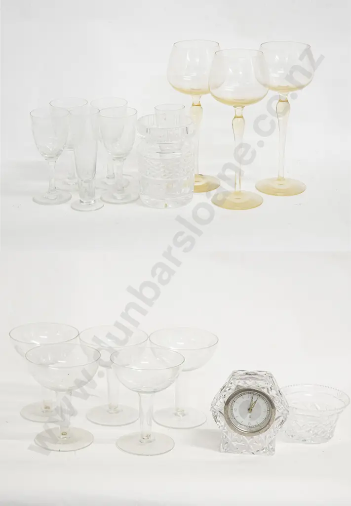 Quantity of Mixed Glassware Image 1++