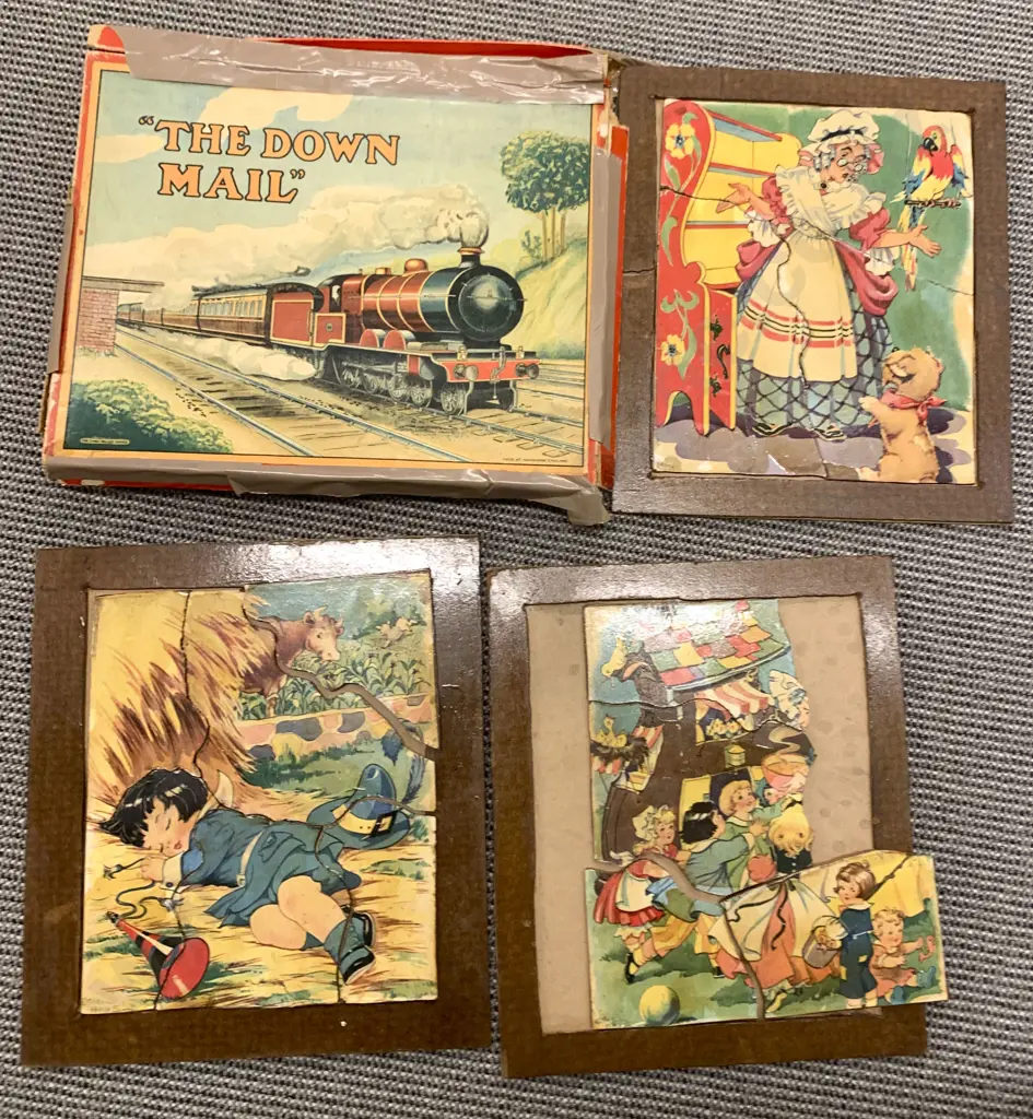 Box of Vintage Jigsaws Image 1++