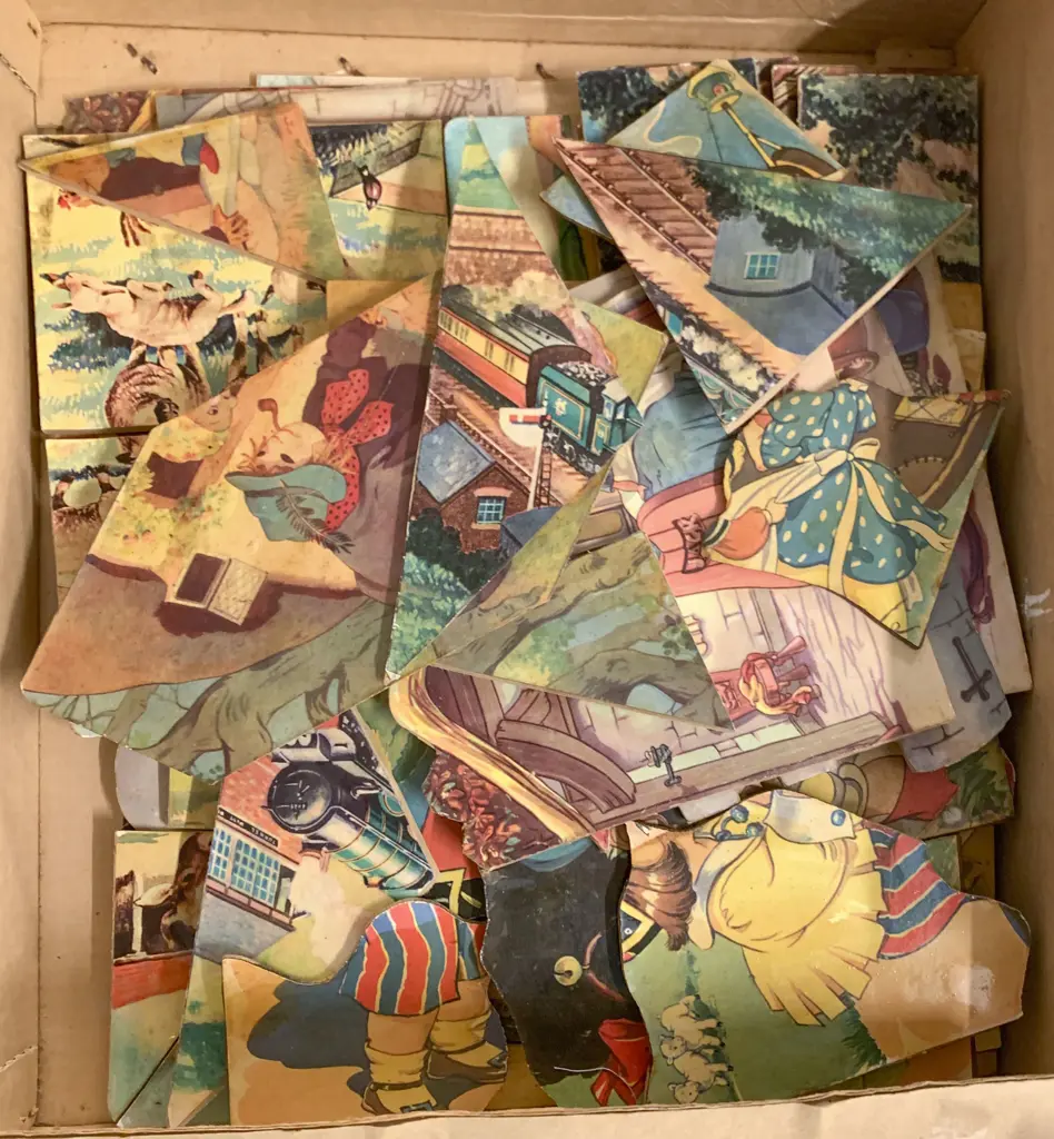 Box of Vintage Jigsaws Image 1++
