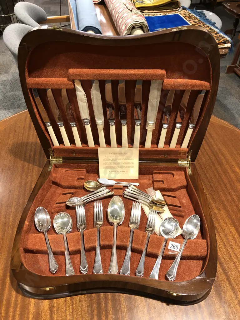Mappin and Webb Plated Part Canteen of Cutlery Image 1++
