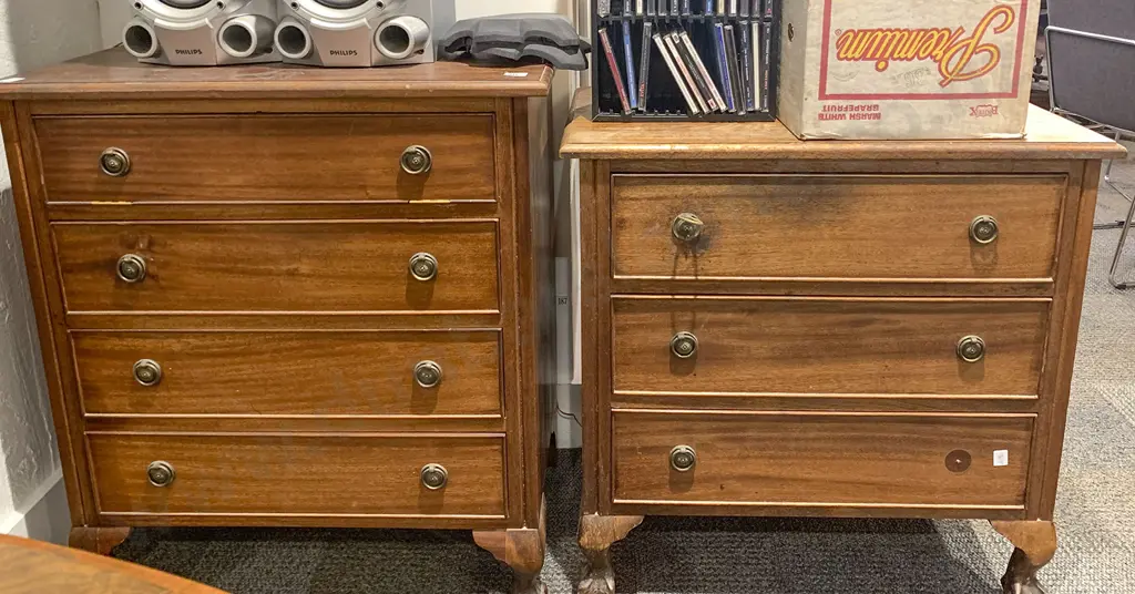 Two Small Mahogany Chests (a/f) Image 1++
