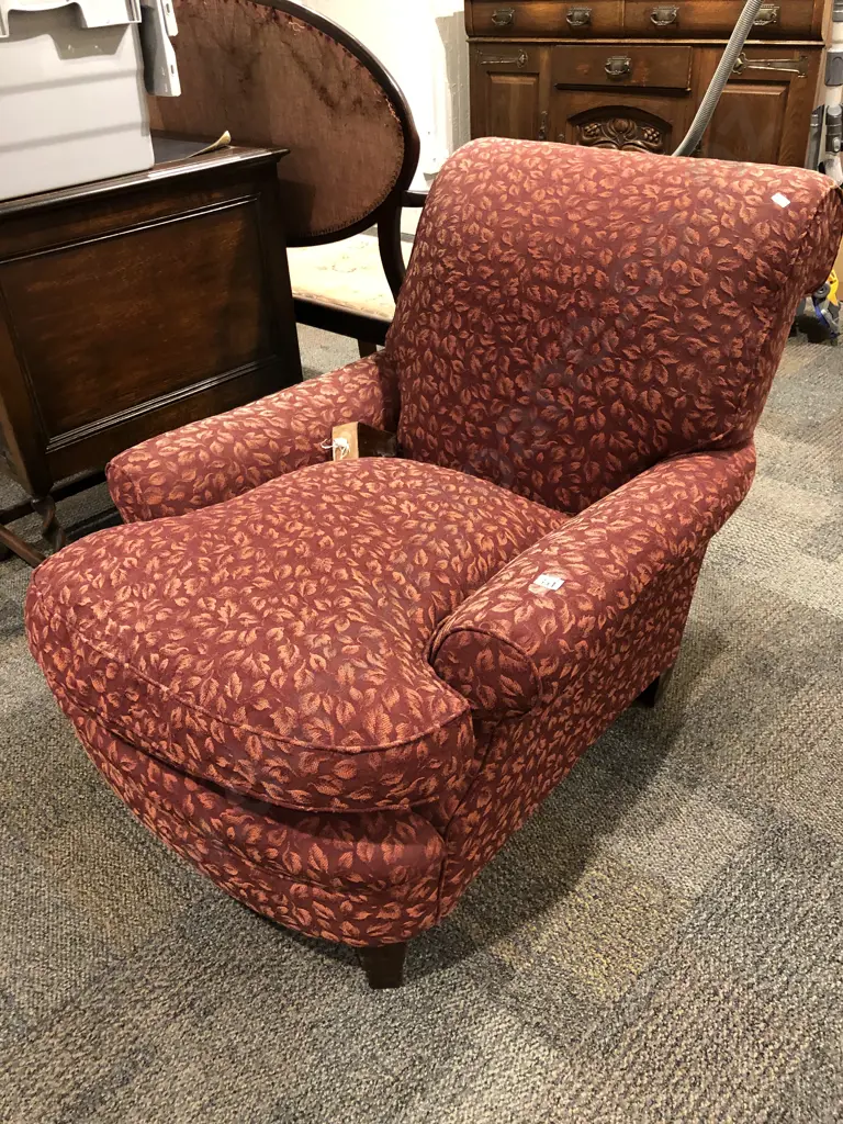Scroll Back Arm Chair Image 1++