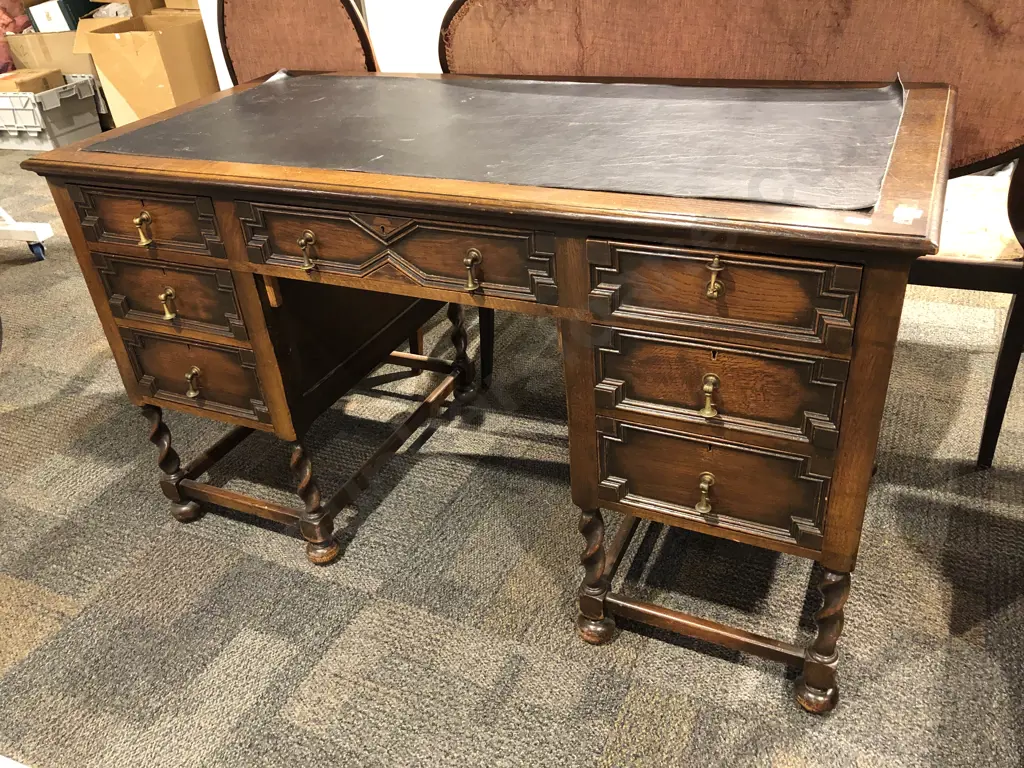Charles II Style Oak Kneehole Desk Image 1++