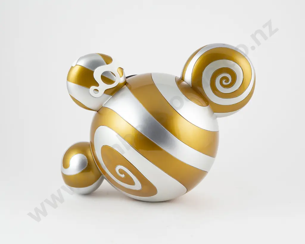 Takashi Murakami (b 1962) - Mr. Dob Figure (gold version) Image 1++