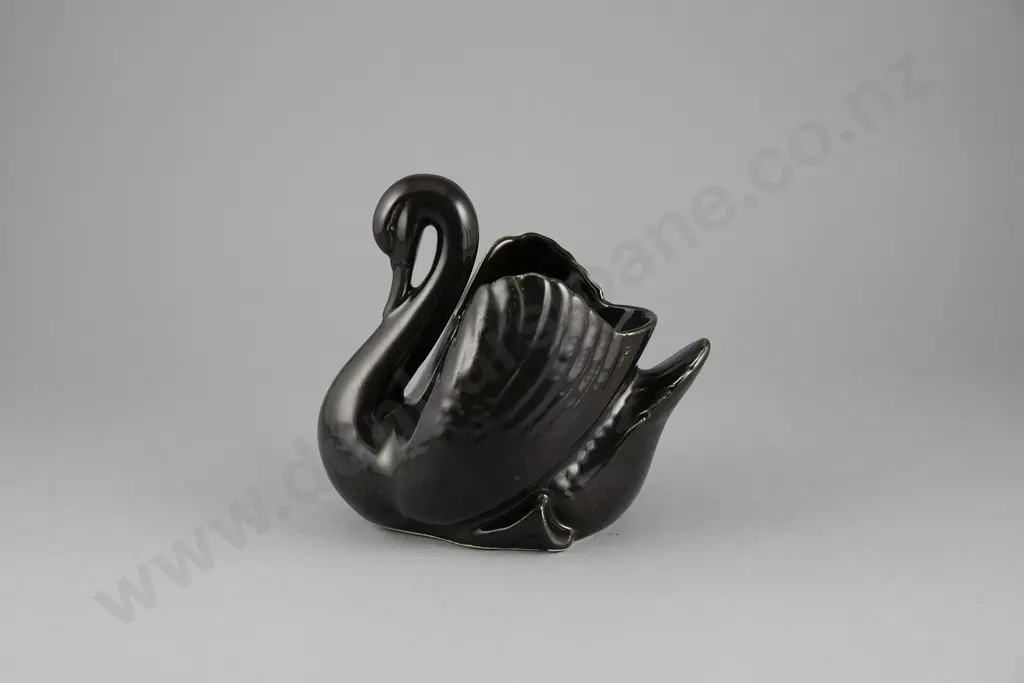 Crown Lynn Medium Black Swan Vase Image 1++
