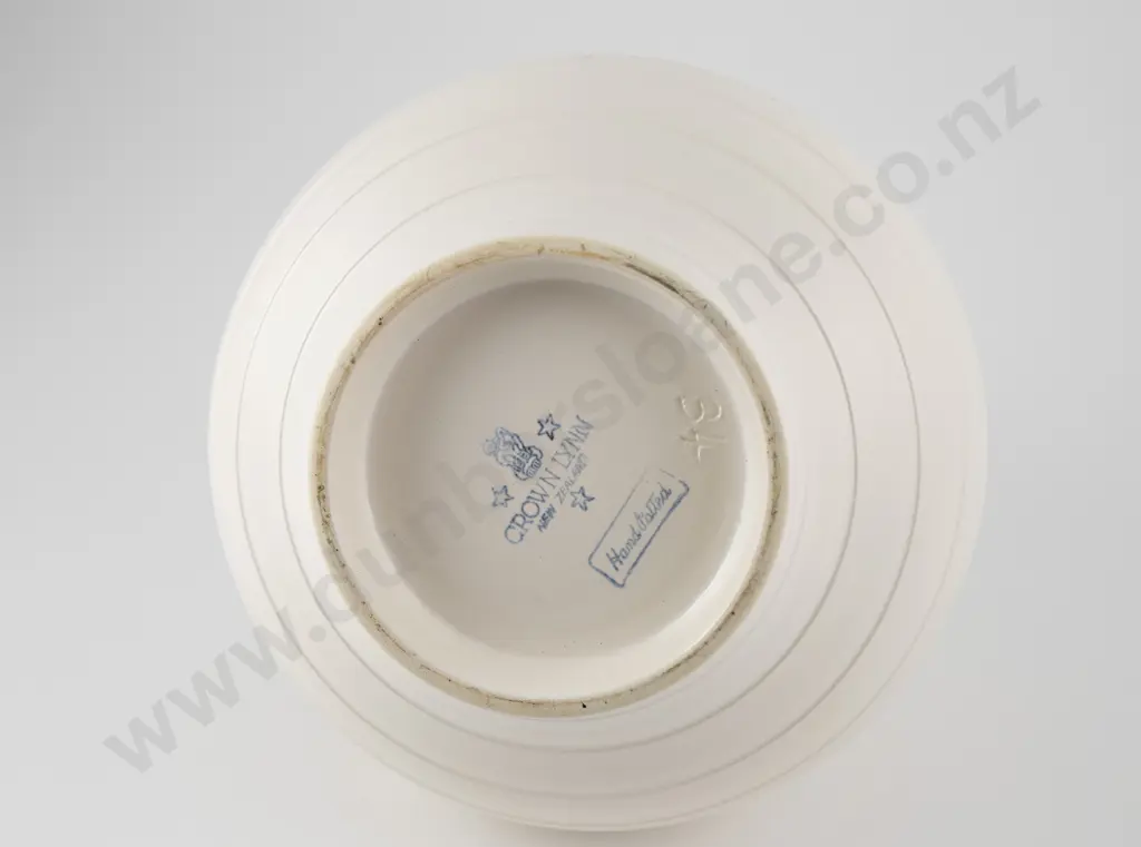 Ernest Shufflebotham for Crown Lynn Medium Handpotted Vase Image 1++