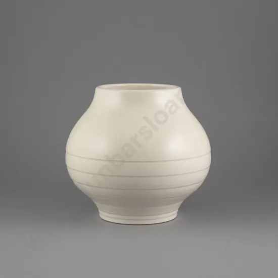 Ernest Shufflebotham for Crown Lynn Medium Handpotted Vase
