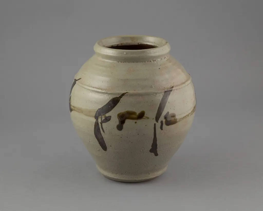 Shoji Hamada (1894-1978) Large stoneware vase Image 1++