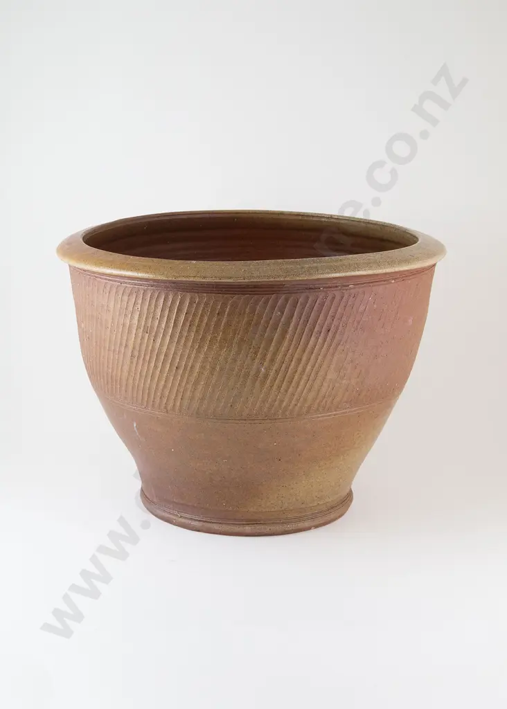 Lynne & Mike Spencer Large Planter Image 1++