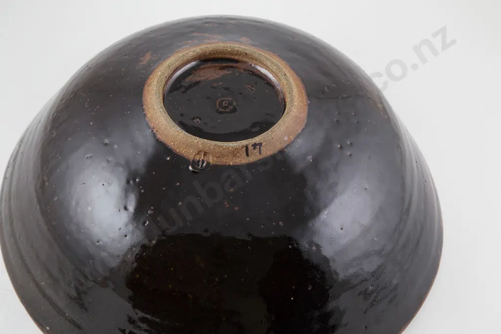 Len Castle Large Tenmoku Jun Glaze Bowl Image 1++