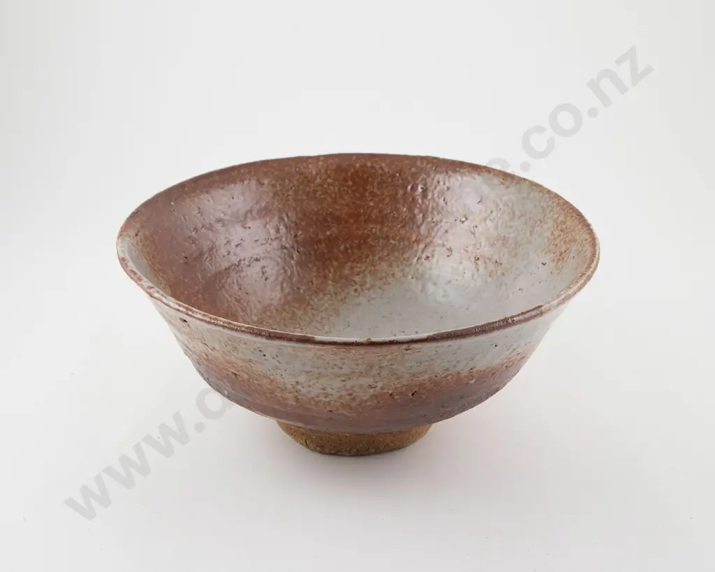 Len Castle Shino Glaze Deep Bowl Image 1++