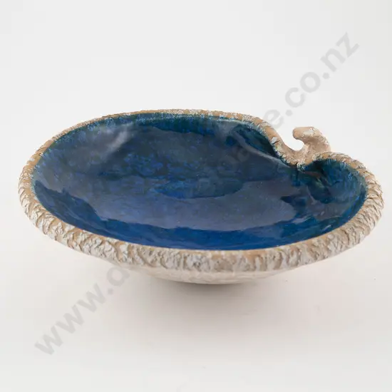 Len Castle Avian Bowl