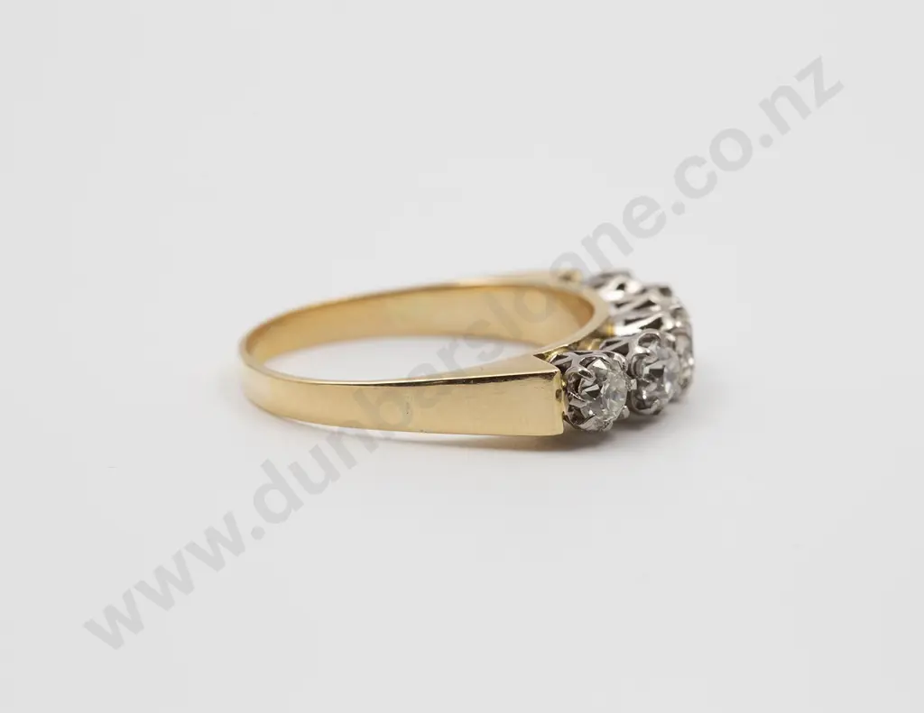 18ct Five Stone Diamond Bridge Ring Image 1++