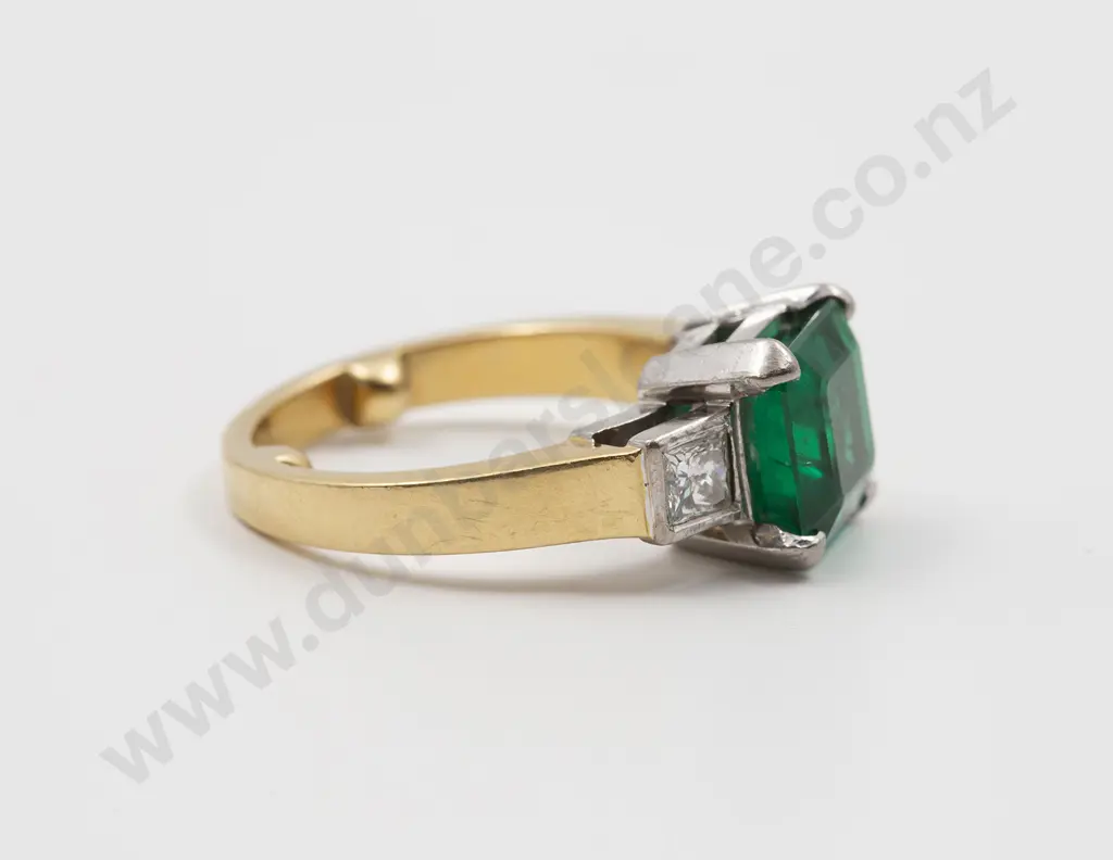 18ct Three Stone Emerald and Diamond Bridge Ring Image 1++