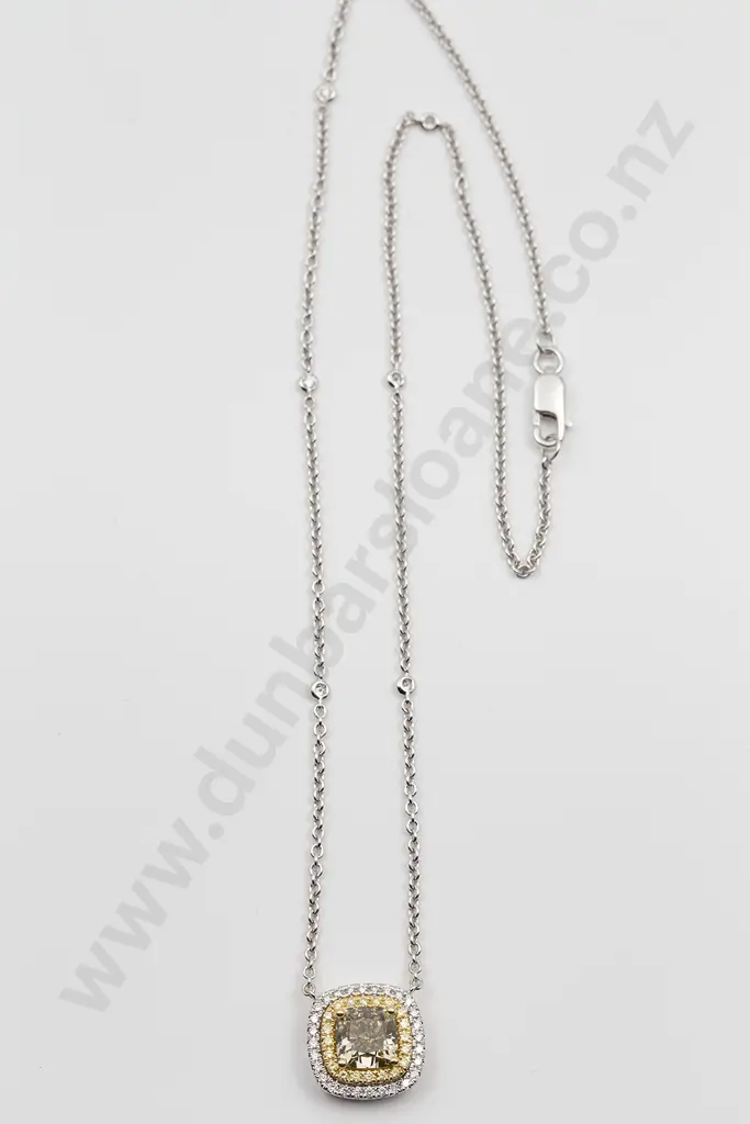 18ct Modern Fancy Diamond Cluster Pendant Image 1++