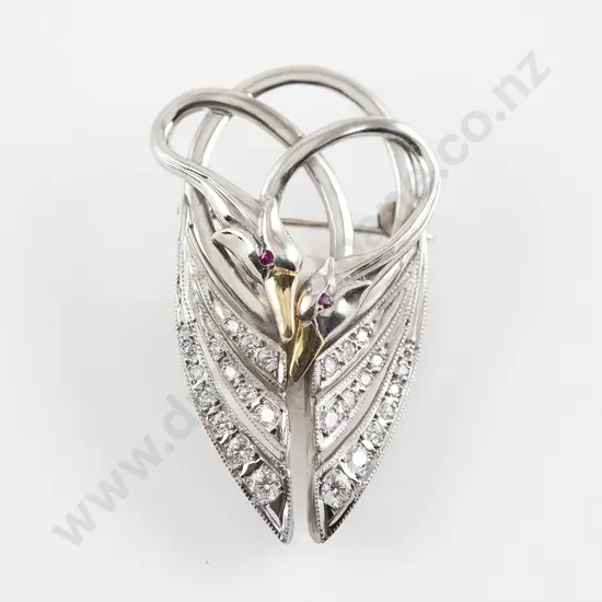 18ct White Gold Celtic Style Double Swan Brooch