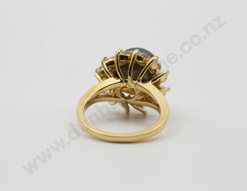 18ct Single South Seas Black Pearl and Diamond Cluster Ring Image 1++