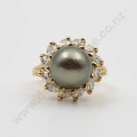 18ct Single South Seas Black Pearl and Diamond Cluster Ring