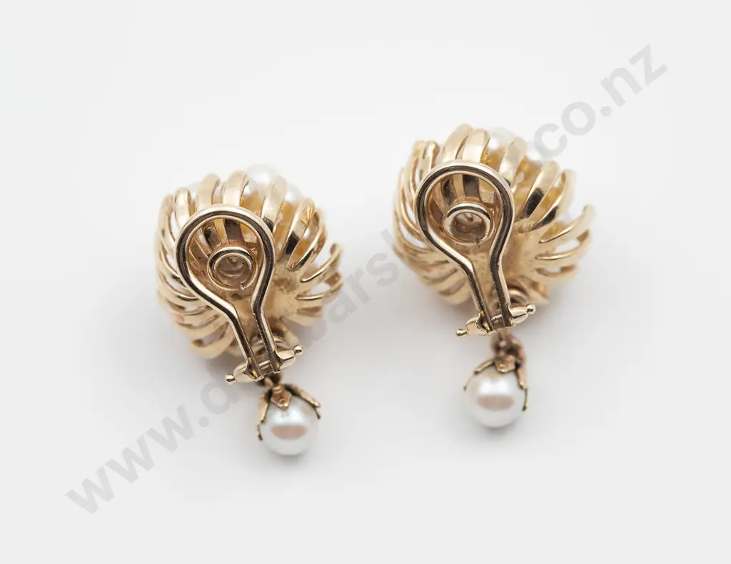 Pair 18ct Mikimoto Cultured Pearl Earrings Image 1++
