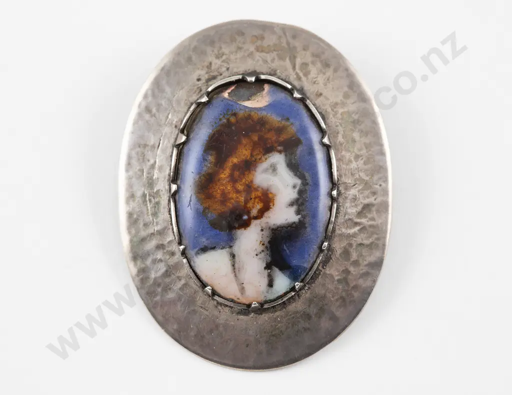 Possible Annie Buckhurst Image 1++