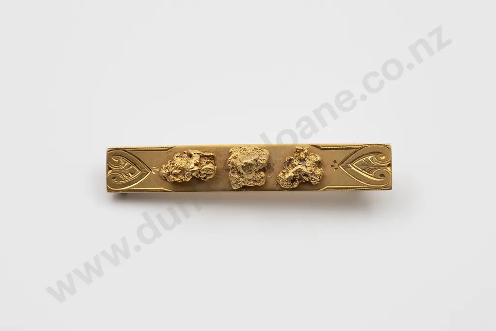 Probable Frank Grady 18ct and Three Gold Nugget Bar Brooch Image 1++