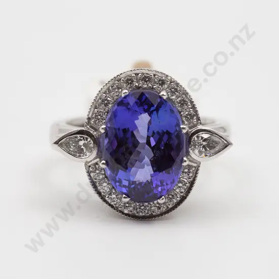 18ct White 29stone Tanzanite and Diamond Cluster Ring