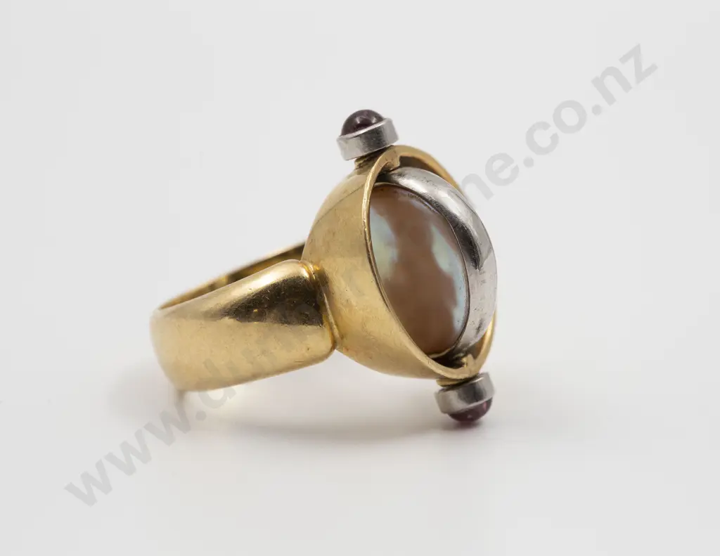 Tony Williams of Dunedin 18ct Pink Pearl Swivel Ring Image 1++